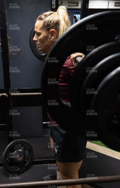 020925 - Wales Women Gym Session - Kerin Lake during a gym training session ahead of their final Women’s Rugby World Cup match against Fiji