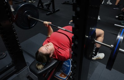 180825 - Wales Women Gym Session - Gwen Crabb during a Wales Women weights session ahead of their first Women’s Rugby World Cup match against Scotland
