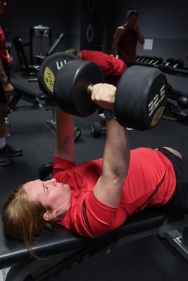180825 - Wales Women Gym Session - Abbie Fleming during a Wales Women weights session ahead of their first Women’s Rugby World Cup match against Scotland