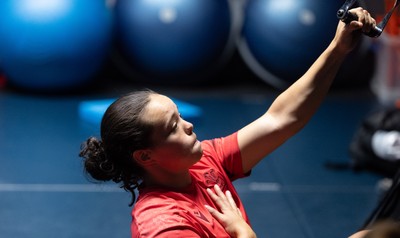 180825 - Wales Women Gym Session - Meg Davies during a Wales Women weights session ahead of their first Women’s Rugby World Cup match against Scotland