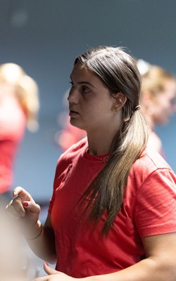 180825 - Wales Women Gym Session - Bryonie King during a Wales Women weights session ahead of their first Women’s Rugby World Cup match against Scotland