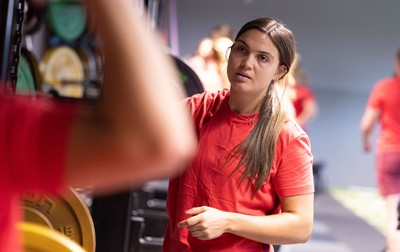 180825 - Wales Women Gym Session - Bryonie King during a Wales Women weights session ahead of their first Women’s Rugby World Cup match against Scotland