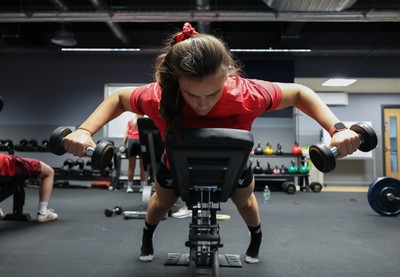 180825 - Wales Women Gym Session - Branwen Metcalfe during a Wales Women weights session ahead of their first Women’s Rugby World Cup match against Scotland