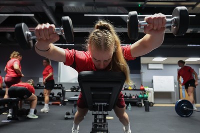 180825 - Wales Women Gym Session - Cath Richards during a Wales Women weights session ahead of their first Women’s Rugby World Cup match against Scotland