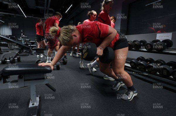 180825 - Wales Women Gym Session - Molly Reardon during a Wales Women weights session ahead of their first Women’s Rugby World Cup match against Scotland