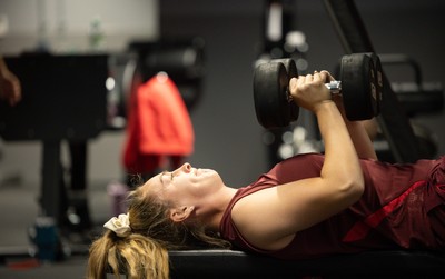 250825 - Wales Women Gym Session - Hannah Dallavalle during a Wales Women weights session ahead of their first Women’s Rugby World Cup match against Canada