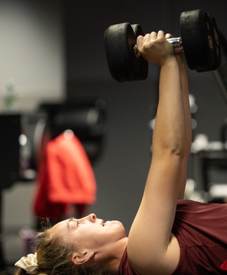 250825 - Wales Women Gym Session - Hannah Dallavalle during a Wales Women weights session ahead of their first Women’s Rugby World Cup match against Canada
