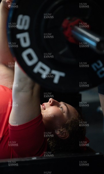 250825 - Wales Women Gym Session - Gwenllian Pyrs during a Wales Women weights session ahead of their first Women’s Rugby World Cup match against Canada