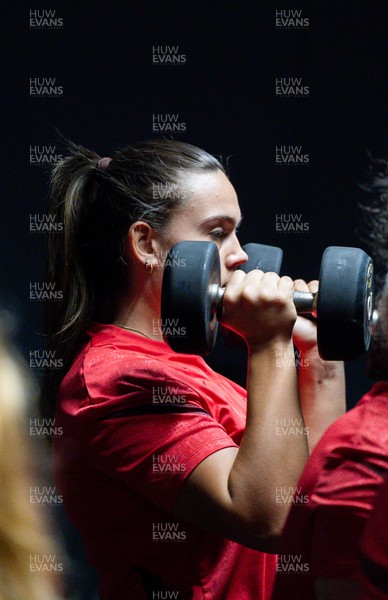 250825 - Wales Women Gym Session - Bryonie King during a Wales Women weights session ahead of their first Women’s Rugby World Cup match against Canada