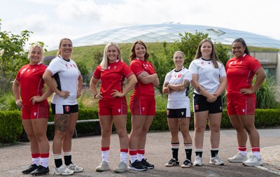 150725 - Wales Women Women’s Rugby World Cup 2025 Kit Launch, National Botanical Gardens of Wales - Wales players, left to right, Molly Reardon, Georgia Evans, Alex Callender, Kate Williams, Keira Bevan, Maisie Davies and Sisilia Tuipulotu at the launch of the Wales Women’s Rugby World Cup kit at the National Botanical Gardens of Wales