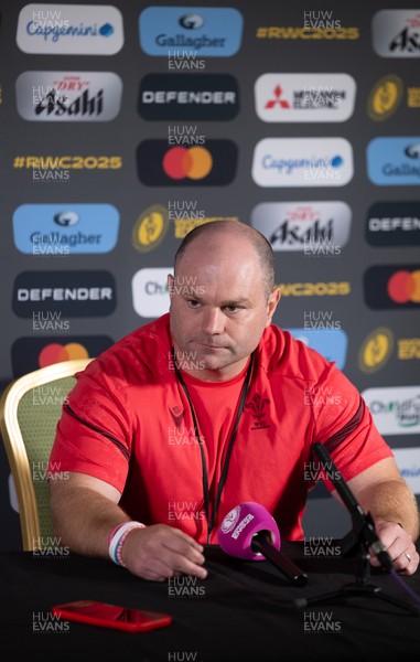 280825 - Wales Women Rugby World Cup Media Conference - Sean Lynn, Wales Women head coach during a Wales media conference ahead of their Women’s Rugby World Cup match against Canada