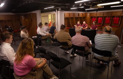 120825 - Wales Women Rugby World Cup Media Conference - Co captains Alex Callendar and Kate Williams with Sean Lynn, Wales Women head coach during a media conference at The Principality Stadium ahead of the Rugby World Cup