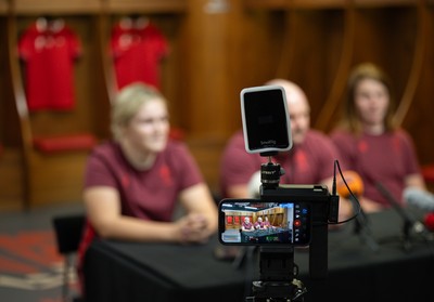 120825 - Wales Women Rugby World Cup Media Conference - Co captains Alex Callendar, left and Kate Williams with Sean Lynn, Wales Women head coach, during a media conference at The Principality Stadium ahead of the Rugby World Cup
