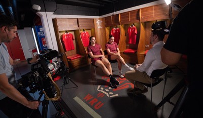 120825 - Wales Women Rugby World Cup Media Conference - Sisters Branwen Metcalfe and Nel Metcalfe during a media conference at The Principality Stadium ahead of the Rugby World Cup