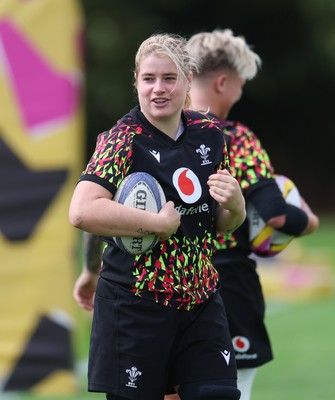 020925 - Wales Women RWC Rugby Training session - Bethan Lewis of Wales during rugby training session ahead of their final Women’s Rugby World Cup match against Fiji