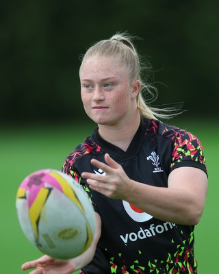 020925 - Wales Women RWC Rugby Training session - Seren Lockwood of Wales during rugby training session ahead of their final Women’s Rugby World Cup match against Fiji