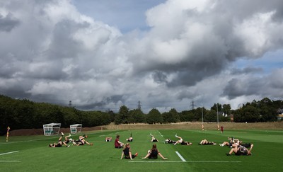 020925 - Wales Women RWC Rugby Training session - The Wales squad warm up during rugby training session ahead of their final Women’s Rugby World Cup match against Fiji