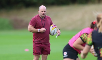 020925 - Wales Women RWC Rugby Training session - Sean Lynn, Wales Women head coach during a rugby training session ahead of Wales’  final Women’s Rugby World Cup match against Fiji