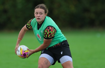 020925 - Wales Women RWC Rugby Training session - Lleucu George during a rugby training session ahead of Wales’ final Women’s Rugby World Cup match against Fiji