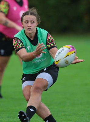 020925 - Wales Women RWC Rugby Training session - Lleucu George during a rugby training session ahead of Wales’ final Women’s Rugby World Cup match against Fiji