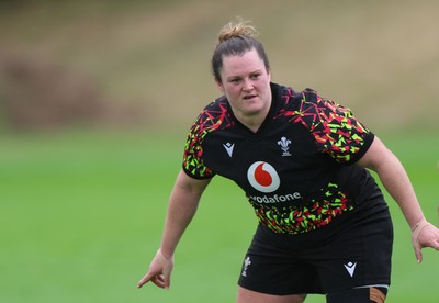 020925 - Wales Women RWC Rugby Training session - Abbey Constable during a rugby training session ahead of Wales’ final Women’s Rugby World Cup match against Fiji