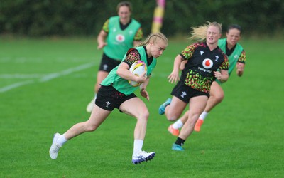 020925 - Wales Women RWC Rugby Training session - Cath Richards during a rugby training session ahead of Wales’ final Women’s Rugby World Cup match against Fiji