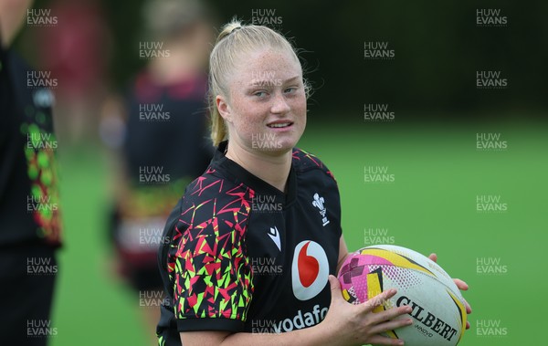 020925 - Wales Women RWC Rugby Training session - Seren Lockwood of Wales during rugby training session ahead of their final Women’s Rugby World Cup match against Fiji