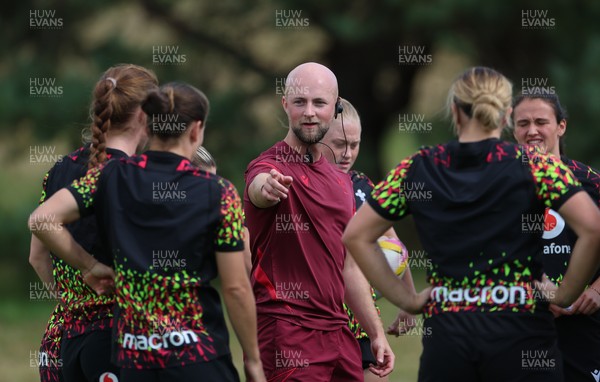 020925 - Wales Women RWC Rugby Training session - Gareth Harris, strength and conditioning coach during a rugby training session ahead of Wales’  final Women’s Rugby World Cup match against Fiji