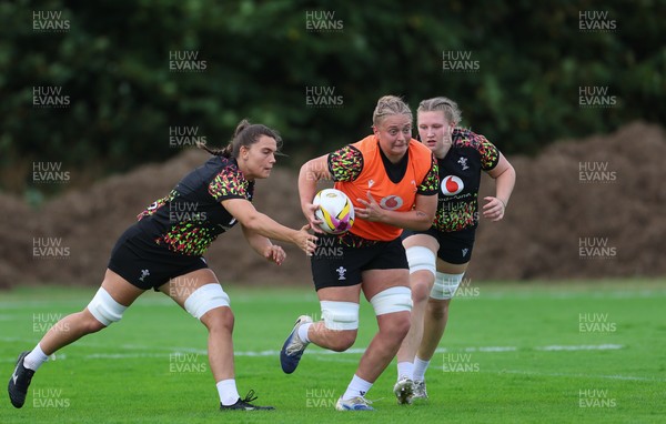 020925 - Wales Women RWC Rugby Training session - Tilly Vucaj during a rugby training session ahead of Wales’  final Women’s Rugby World Cup match against Fiji
