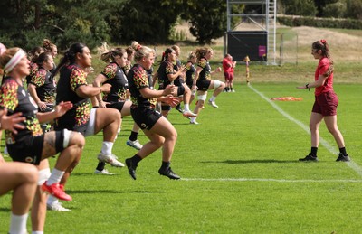040925 - Wales Women RWC Rugby Training session - The Wales team warm up during a rugby training session ahead of Wales’ final Women’s Rugby World Cup match against Fiji