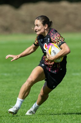 040925 - Wales Women RWC Rugby Training session - Jasmine Joyce-Butchers during a rugby training session ahead of Wales’ final Women’s Rugby World Cup match against Fiji