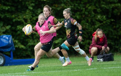 040925 - Wales Women RWC Rugby Training session - Seren Lockwood during a rugby training session ahead of Wales’ final Women’s Rugby World Cup match against Fiji