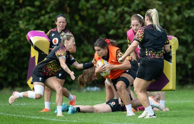 040925 - Wales Women RWC Rugby Training session - Bryonie King during a rugby training session ahead of Wales’ final Women’s Rugby World Cup match against Fiji