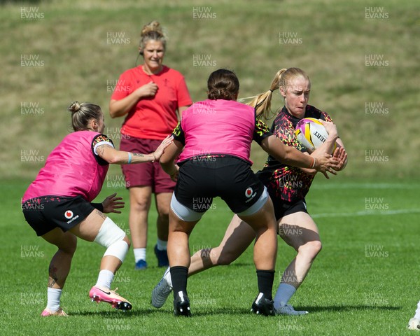 040925 - Wales Women RWC Rugby Training session - Cath Richards during a rugby training session ahead of Wales’ final Women’s Rugby World Cup match against Fiji