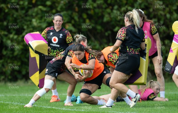 040925 - Wales Women RWC Rugby Training session - Bryonie King during a rugby training session ahead of Wales’ final Women’s Rugby World Cup match against Fiji