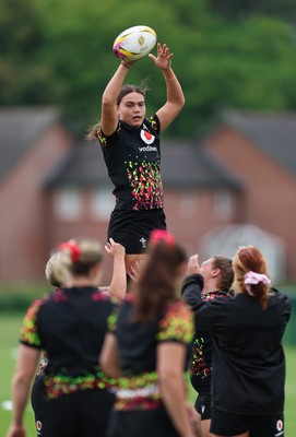 190825 - Wales Women Rugby World Cup Training Session - Bryonie King during a Wales training session ahead of their first Women’s Rugby World Cup match against Scotland