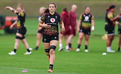 190825 - Wales Women Rugby World Cup Training Session - Branwen Metcalfe during a Wales training session ahead of their first Women’s Rugby World Cup match against Scotland