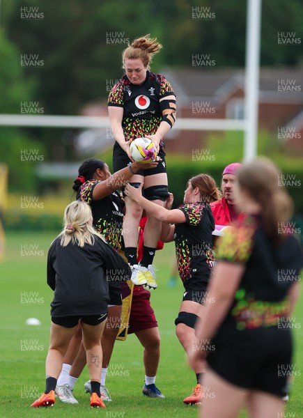 190825 - Wales Women Rugby World Cup Training Session - Abbie Fleming during a Wales training session ahead of their first Women’s Rugby World Cup match against Scotland