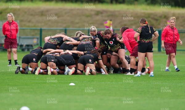 190825 - Wales Women Rugby World Cup Training Session - The Wales pack go through scrummaging during a Wales training session ahead of their first Women’s Rugby World Cup match against Scotland