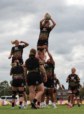 210825 - Wales Women Rugby World Cup Training Session - Bryonie King during a Wales training session ahead of their first Women’s Rugby World Cup match against Scotland