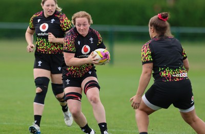 210825 - Wales Women Rugby World Cup Training Session - Abbie Fleming during a Wales training session ahead of their first Women’s Rugby World Cup match against Scotland