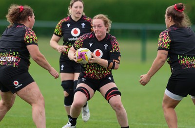 210825 - Wales Women Rugby World Cup Training Session - Abbie Fleming during a Wales training session ahead of their first Women’s Rugby World Cup match against Scotland