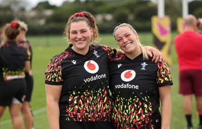 210825 - Wales Women Rugby World Cup Training Session - Gwenllian Pyrs and Kelsey Jones during a Wales training session ahead of their first Women’s Rugby World Cup match against Scotland