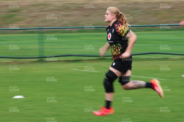 210825 - Wales Women Rugby World Cup Training Session - Bethan Lewis during a Wales training session ahead of their first Women’s Rugby World Cup match against Scotland