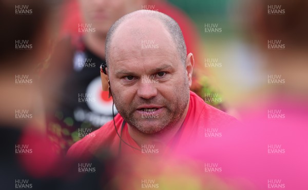 210825 - Wales Women Rugby World Cup Training Session - Sean Lynn, Wales Women head coach during a Wales training session ahead of their first Women’s Rugby World Cup match against Scotland