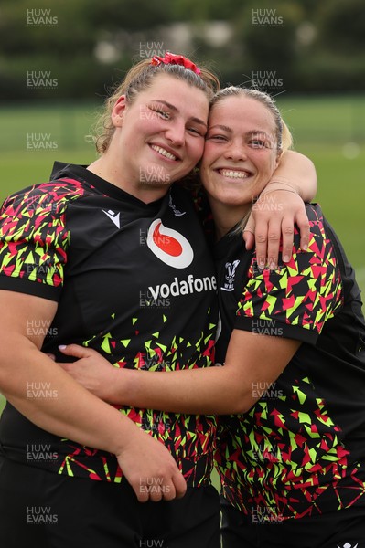 210825 - Wales Women Rugby World Cup Training Session - Gwenllian Pyrs and Kelsey Jones during a Wales training session ahead of their first Women’s Rugby World Cup match against Scotland