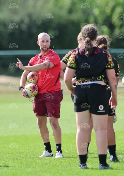 250825 - Wales Women Rugby World Cup Training Session - Gareth Harris, strength and conditioning coach, during a Wales training session ahead of their Women’s Rugby World Cup match against Canada