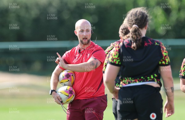 250825 - Wales Women Rugby World Cup Training Session - Gareth Harris, strength and conditioning coach, during a Wales training session ahead of their Women’s Rugby World Cup match against Canada