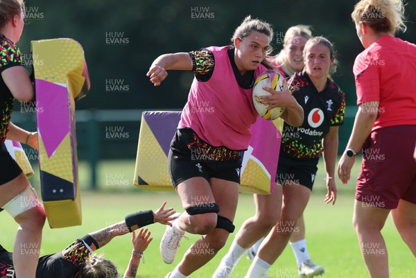 250825 - Wales Women Rugby World Cup Training Session - Bryonie King during a Wales training session ahead of their Women’s Rugby World Cup match against Canada