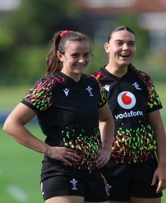 260825 - Wales Women Rugby World Cup Training Session -  Branwen Metcalfe, left and Bryonie King during a Wales training session ahead of their Women’s Rugby World Cup match against Canada